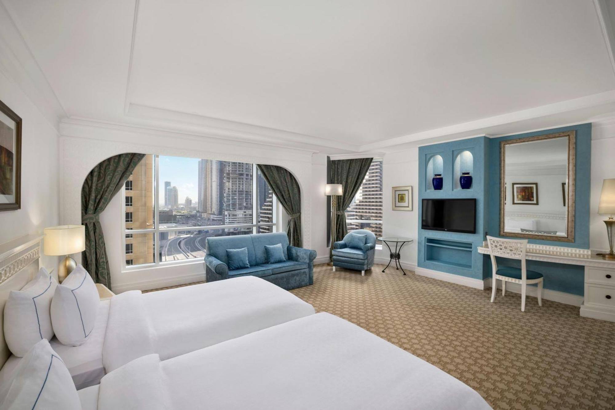 Al Habtoor Grand Resort, Autograph Collection Dubai Bagian luar foto Deluxe Room