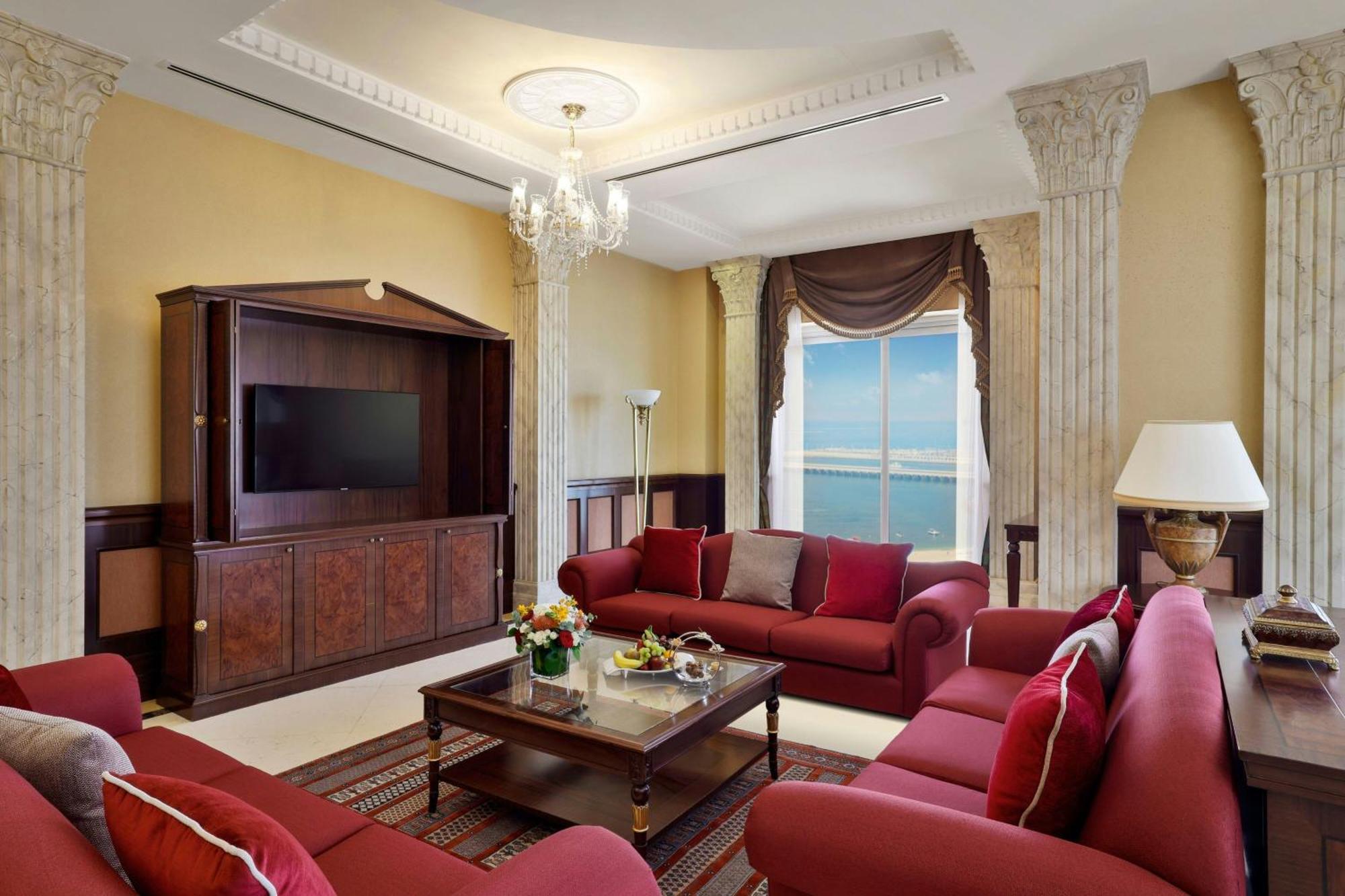 Al Habtoor Grand Resort, Autograph Collection Dubai Bagian luar foto Living room